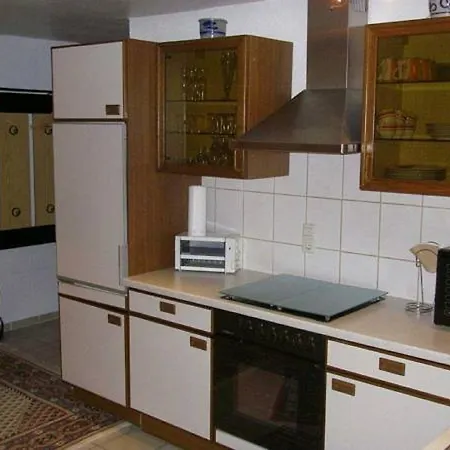Meier Apartman *